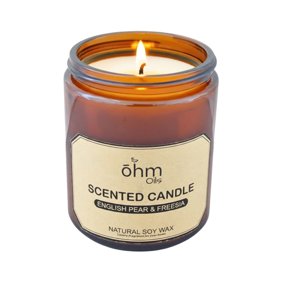English Pear & Freesia Candle | Soft Light & Calm